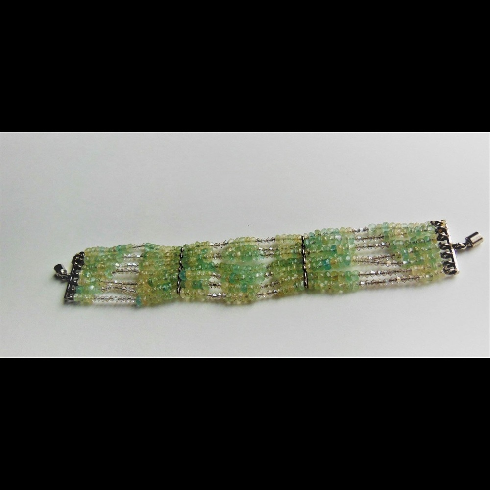 Peridot And Pearls Bracelet